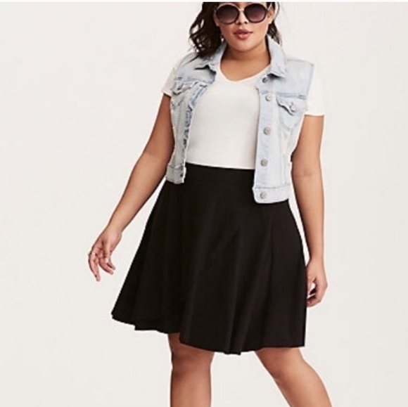 Torrid Black Wrap Jersey Mini Skirt 2x New NWT - Picture 1 of 7